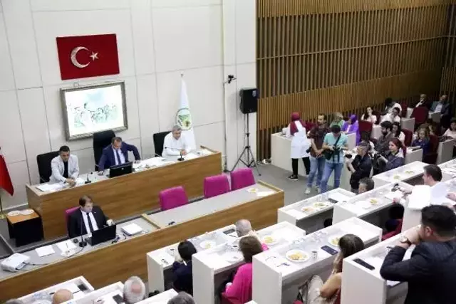 Kadın meclis üyesine yönelik sözleri tepki çeken Tanju Özcan kendini savundu: Olayın mağduru benim, özür bekliyorum