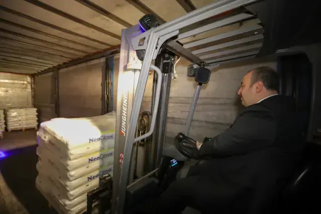 Türkiye'den 90 ülkeye sitrik asit ihracatı! Bakan Varank tesisi yerinde inceledi