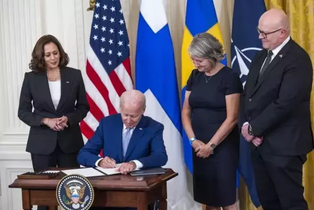 ABD Başkanı Biden, Finlandiya ve İsveç'in NATO'ya katılımına onay veren belgeleri imzaladı