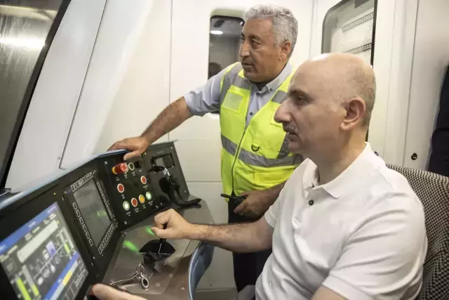 Ulaştırma ve Altyapı Bakanı Karaismailoğlu: Kağıthane-İstanbul Havalimanı metrosu kasım ayında bitecek