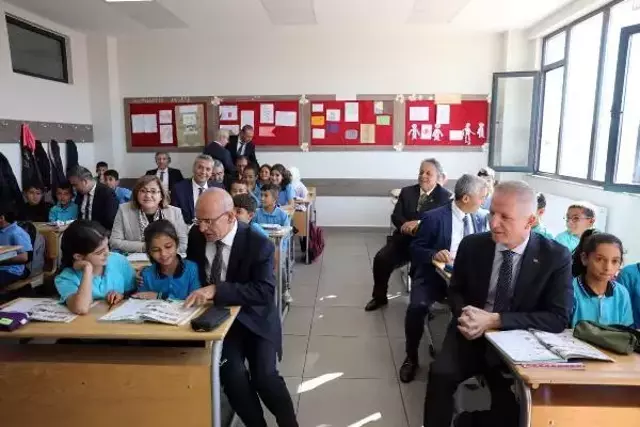 Uzun süredir ortalarda görülmüyordu! Adı Hazine ve Maliye Bakanlığı için anılan Mehmet Şimşek Gaziantep'te ortaya çıktı