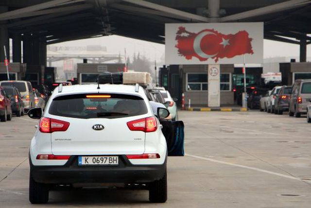 Kapıkule'de yılbaşı alışverişi yoğunluğu yaşanıyor