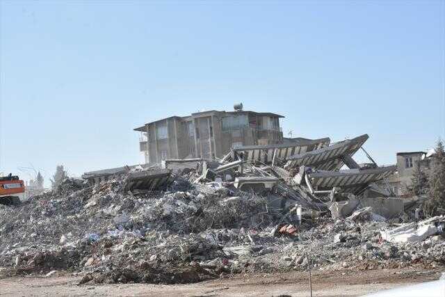 Son Dakika: Depremde hayatını kaybedenlerin sayısı 40 bin 642'ye yükseldi