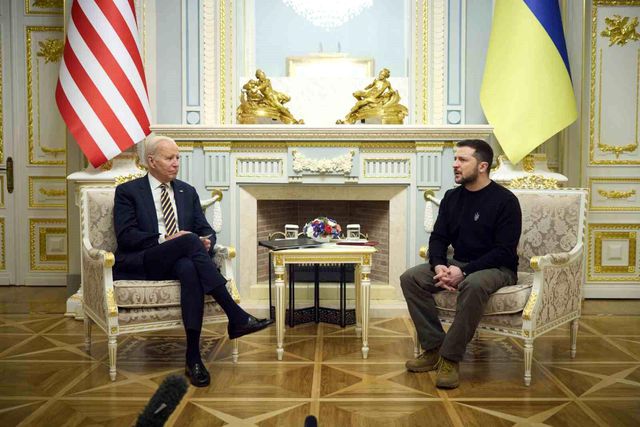 ABD Başkanı Biden, Kiev'de Zelenskiy ile görüştü