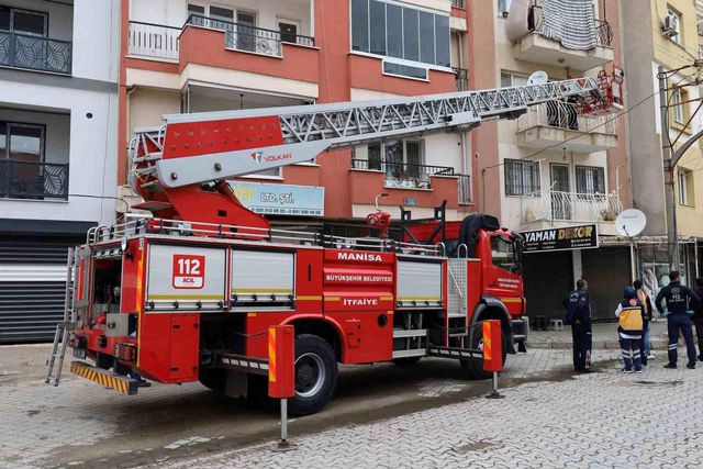 Doğal gaz bağlantısını söken adam, 'Işıkları açmayın' notu bırakıp intihar etti