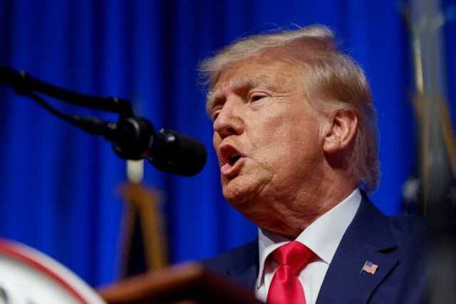 Donald Trump, Ulusal Güvenlik Dosyalarını yanlış yönetme suçlamasıyla Florida'da mahkemeye çıkıyor