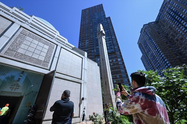New York'ta bir ilk! Ezan sesi hoparlörlerden dışarıya verildi