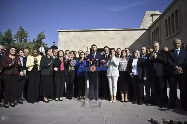 Kılıçdaroğlu mu Özel mi? Kurultay öncesi bir araya gelen 95 vekil kararını açıkladı