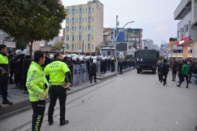 Silopi'de Kur'an-ı Kerim'i yırtan kişi linç edilmek istendi