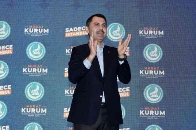 Murat Kurum, toplu taşımadaki yoğunluk üzerinden İmamoğlu'nu eleştirdi: Ben olsam istifa ederim