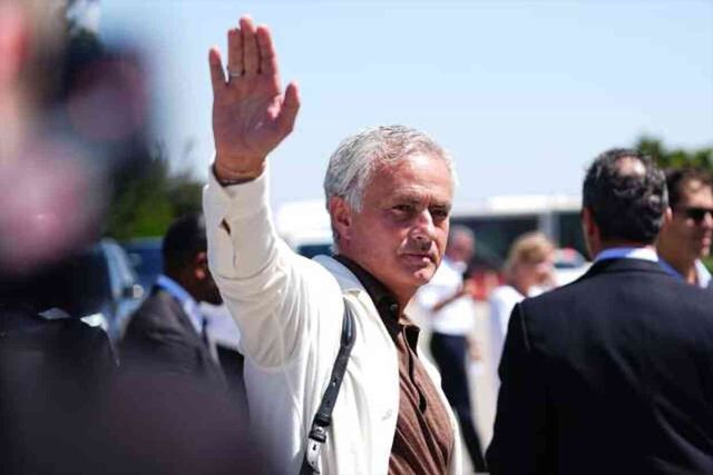 Manşetlerden biri taraftarı kızdıracak! Mourinho'nun Fenerbahçe'ye gelişi Avrupa'yı salladı