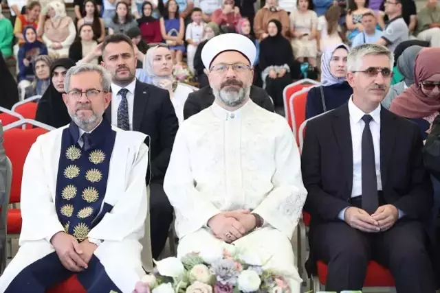 Diyanet İşleri Başkanı: İlahiyat mezunu olmayanlar imam olamayacak