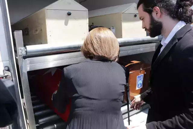 Kenan Işık Ankara'da Son Yolculuğuna Uğurlandı