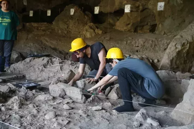 Kahramanmaraş'ta 14 Bin 500 Yıllık Mezar Bulundu