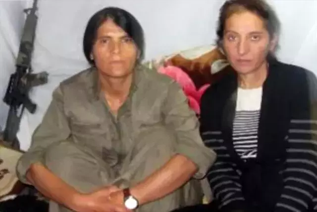 Sancaktepe Meclis Üyesi'nin kızı terörist çıktı! 'Hatıra' fotoğrafları bile var