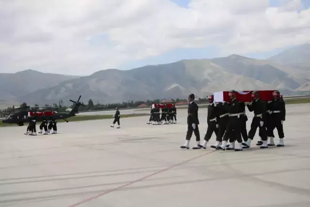 Pençe-Kilit Harekatı'nda şehit olan 6 asker memleketlerine uğurlandı