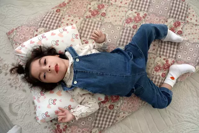 Kader dediler gerçek bambaşka çıktı! Kızları vicdansız hemşire yüzünden engelli kalmış