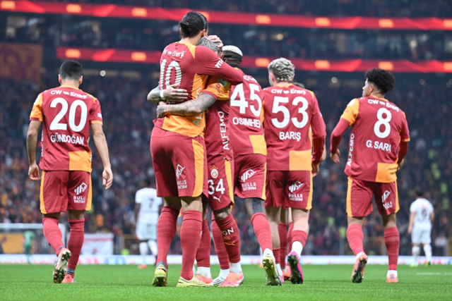 Galatasaray, Samsunspor'un 3 aylık yenilmezlik serisini uzatma anlarında bitirdi