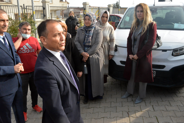 Okulda kokudan etkilenen 17 öğrenci hastaneye kaldırıldı