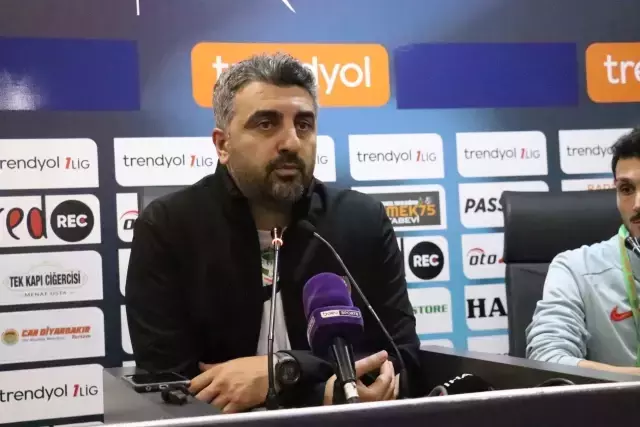 Amedspor'da gece yarısı ayrılık! Taraftarlar 'Takımın başına o geçsin' diyor