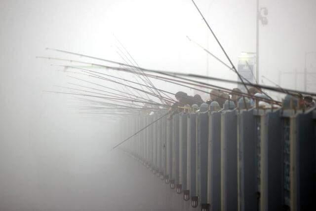 Meteoroloji tarih verip uyardı! Yoğun sis İstanbul'u esir almaya devam edecek