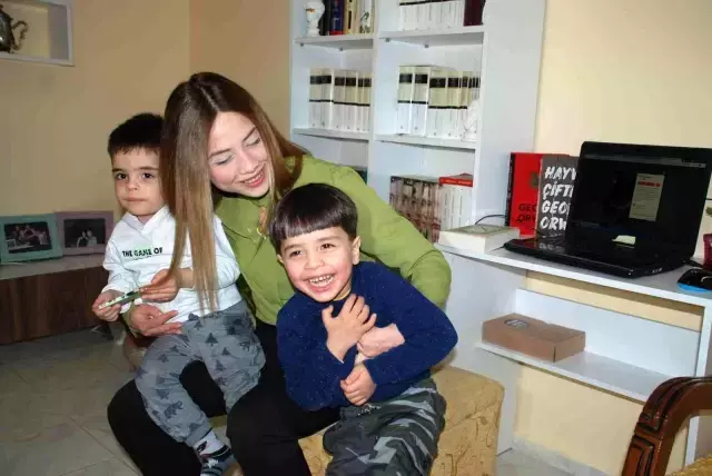 Hamileyken hamile kalarak Türkiye'yi şaşkına çevirmişti! Genç anne ve çocuklarına bir de şimdi bakın