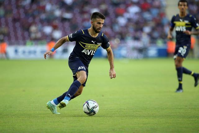 Diego Rossi'den ayrılık sinyali! Vitor Pereira ile rakip olacak