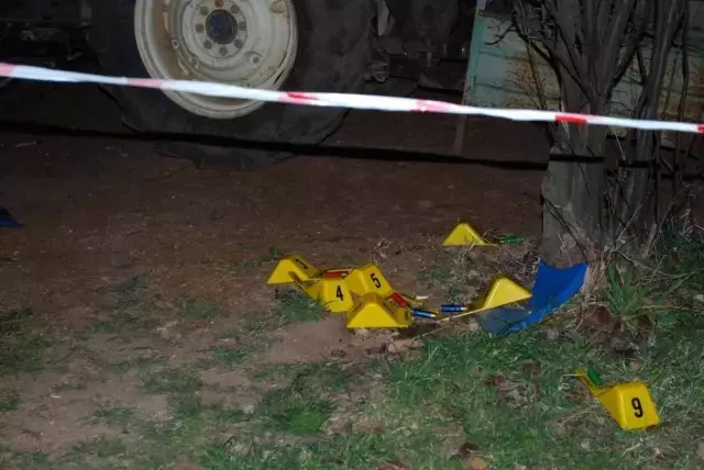 Eski eşini çocuğunun gözü önünde ellerini bağlayarak öldüren cani için müebbet hapis istendi