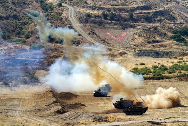 Cumhurbaşkanı Erdoğan ve devlet erkanı, Yunanistan'ı rahatsız eden Efes Tatbikatı'nı yerinde takip ediyor