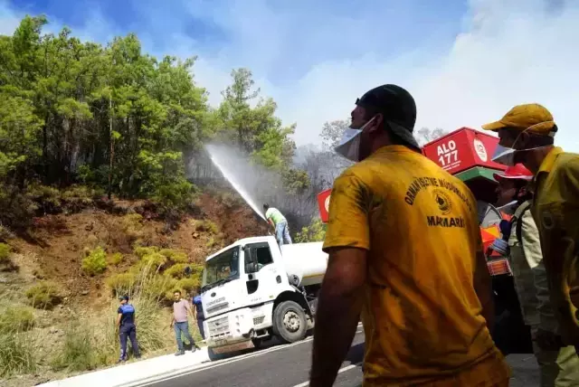Muğla haber! Marmaris'te alevlerle mücadele 7 saattir devam ediyor