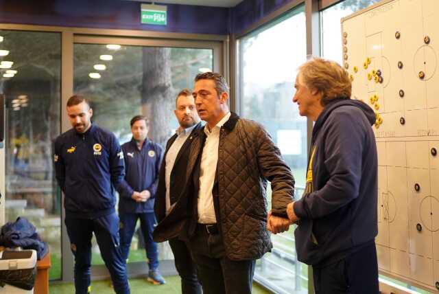 Kritik zirve sonrası bomba iddia! Jorge Jesus, takımdan ayrılacağını Ali Koç'a söyledi