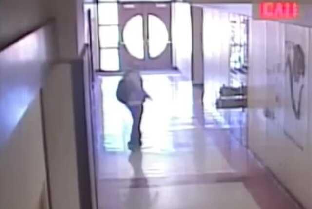 ABD'de Öğrenci, Öğretmenine Saldırdığı İçin 20 Yıl Hapis Cezası Aldı