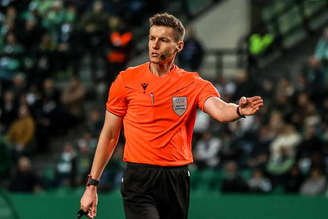 Fenerbahçe Benfica maçının hakemi kim?