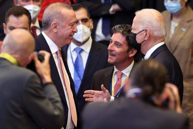 Son Dakika: Cumhurbaşkanı Erdoğan- ABD Başkanı Biden görüşmesi 1 saat ertelenerek 19:00'a alındı