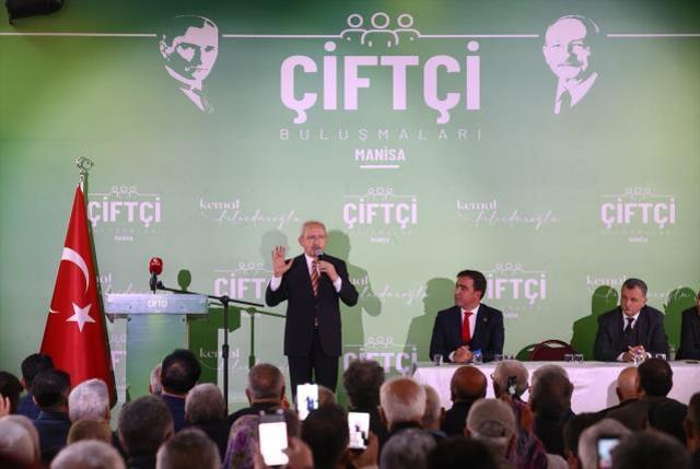 Kılıçdaroğlu'nun geleceğini öğrenen çiftçiler, traktörle konvoy oluşturup mazot fiyatlarını protesto etti