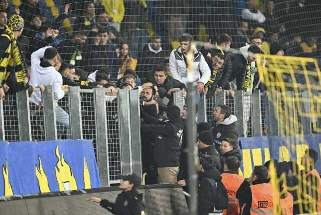 PFDK, Hakem Halil Umut Meler'e yumruk atan Faruk Koca'ya futboldan ömür boyu men cezası verdi
