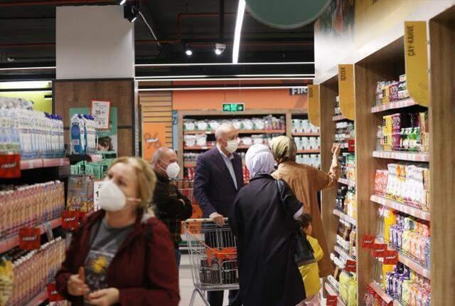 Cumhurbaşkanı Erdoğan'dan fahiş fiyatlarla ilgili yeni talimat: 1000 kadar yeni market yapılacak