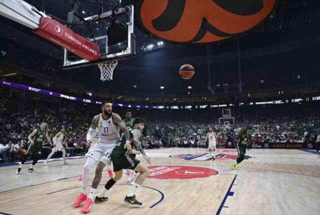 Ergin Ataman'ın Panathinaikos'u EuroLeague şampiyonu oldu