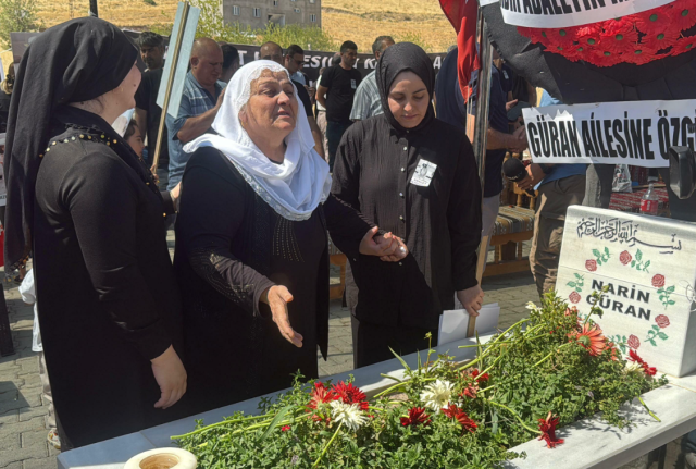 Baba Güran, Narin'in kabri başında Cumhurbaşkanı Erdoğan'a çağrıda bulundu