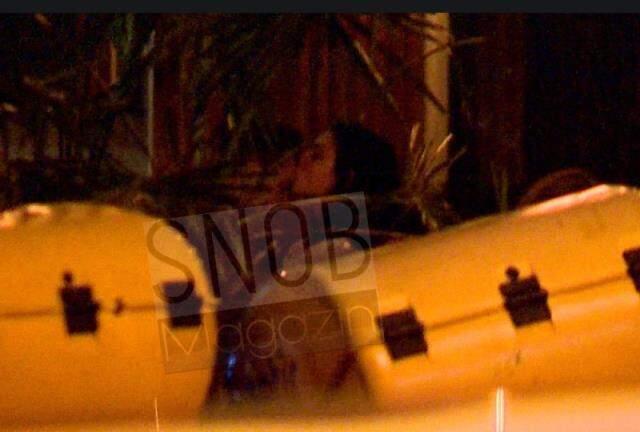 Yasak Elma'da yasak aşk çıktı! Dizinin Zehra'sı Şafak Pekdemir, evli yönetmenle sarmaş dolaş yakalandı