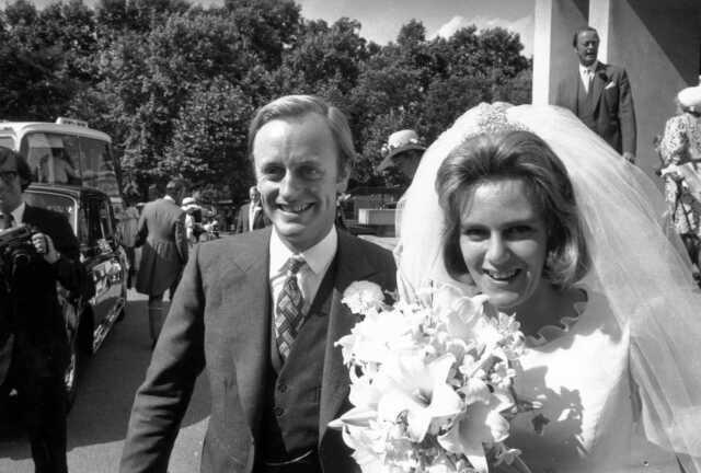 Kral Charles'ın taç giyme töreninde dikkat çeken isim! Eski eşinin Kraliçe oluşunu izledi