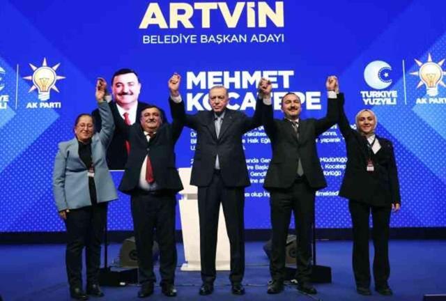 Cumhurbaşkanı Erdoğan isimleri tek tek açıkladı! İşte İstanbul dahil 26 ilin belediye başkan adayları