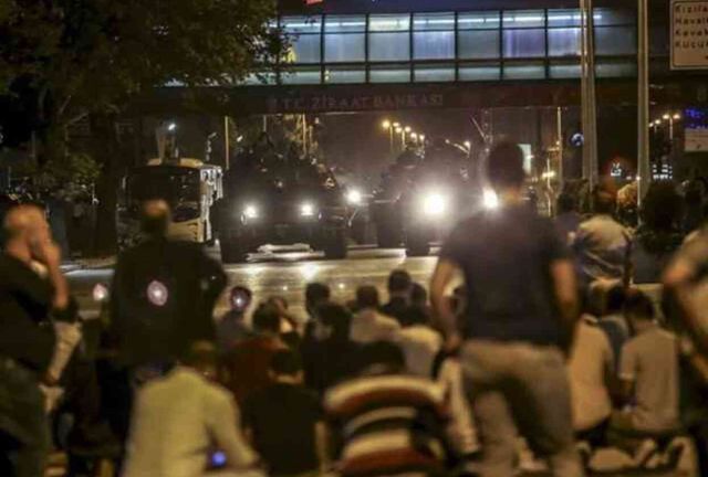 Türkiye'nin en karanlık ve uzun gecesi! 15 Temmuz hain darbe girişiminin üzerinden 8 yıl geçti