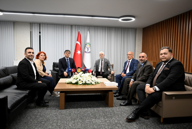 DEM Parti'ye ziyaret üstüne ziyaret! AK Parti heyeti net mesaj verdi