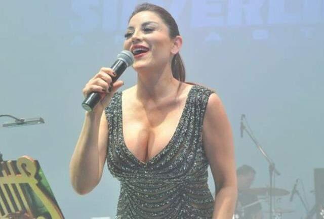 Ünlü isimlerin yılbaşı programları belli oldu! Alacakları ücret dudak uçuklatıyor