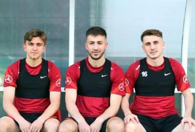 Beşiktaş'ta Rıdvan Yılmaz için alınan karar şaşırttı! Yollar ayrılıyor