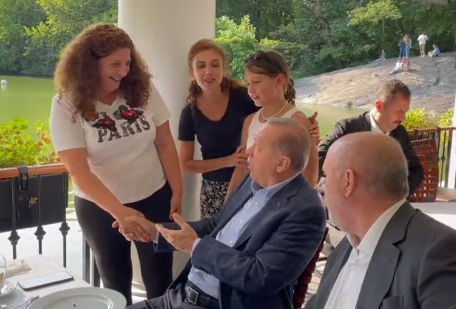 Central Park'ta dolaşan Cumhurbaşkanı Erdoğan'dan ABD'li bir vatandaşa 'Sigara içmesin' uyarısı
