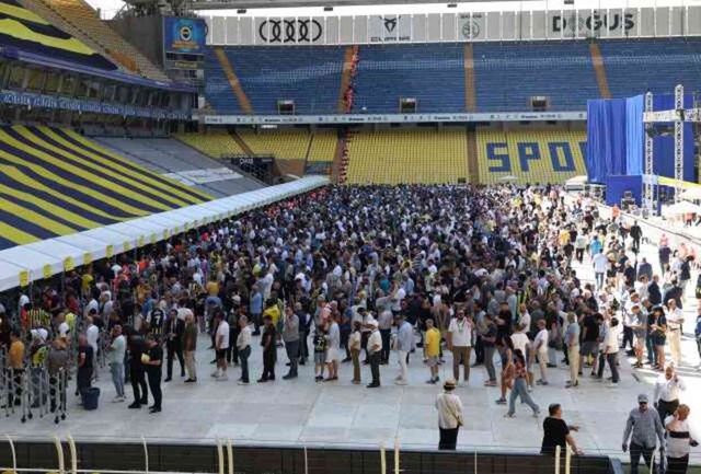 Fenerbahçe başkanlık seçiminde oy kullanma işlemi sona erdi