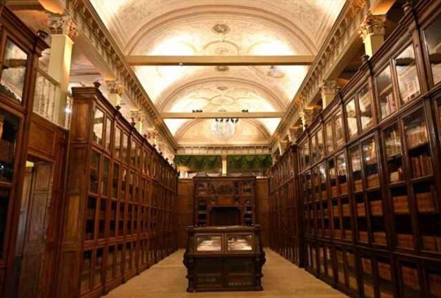 Yıldız Sarayı ne zaman açılacak, restorasyon bitti mi? Yıldız Sarayı'nda müze kart geçerli mi, hangi günler açık?