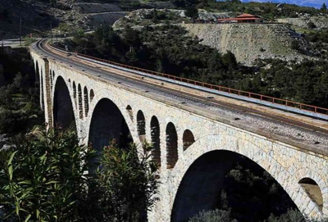 Varda Köprüsü nerede, kaç metre? Varda Köprüsü ne zaman yapıldı, nereyi bağlıyor?